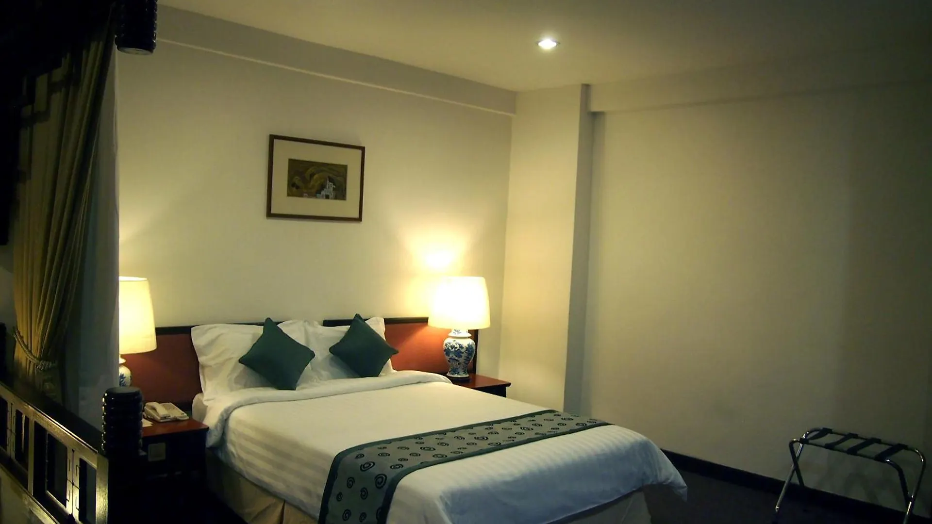 Hotel Royal Singapour 4*,  Singapour