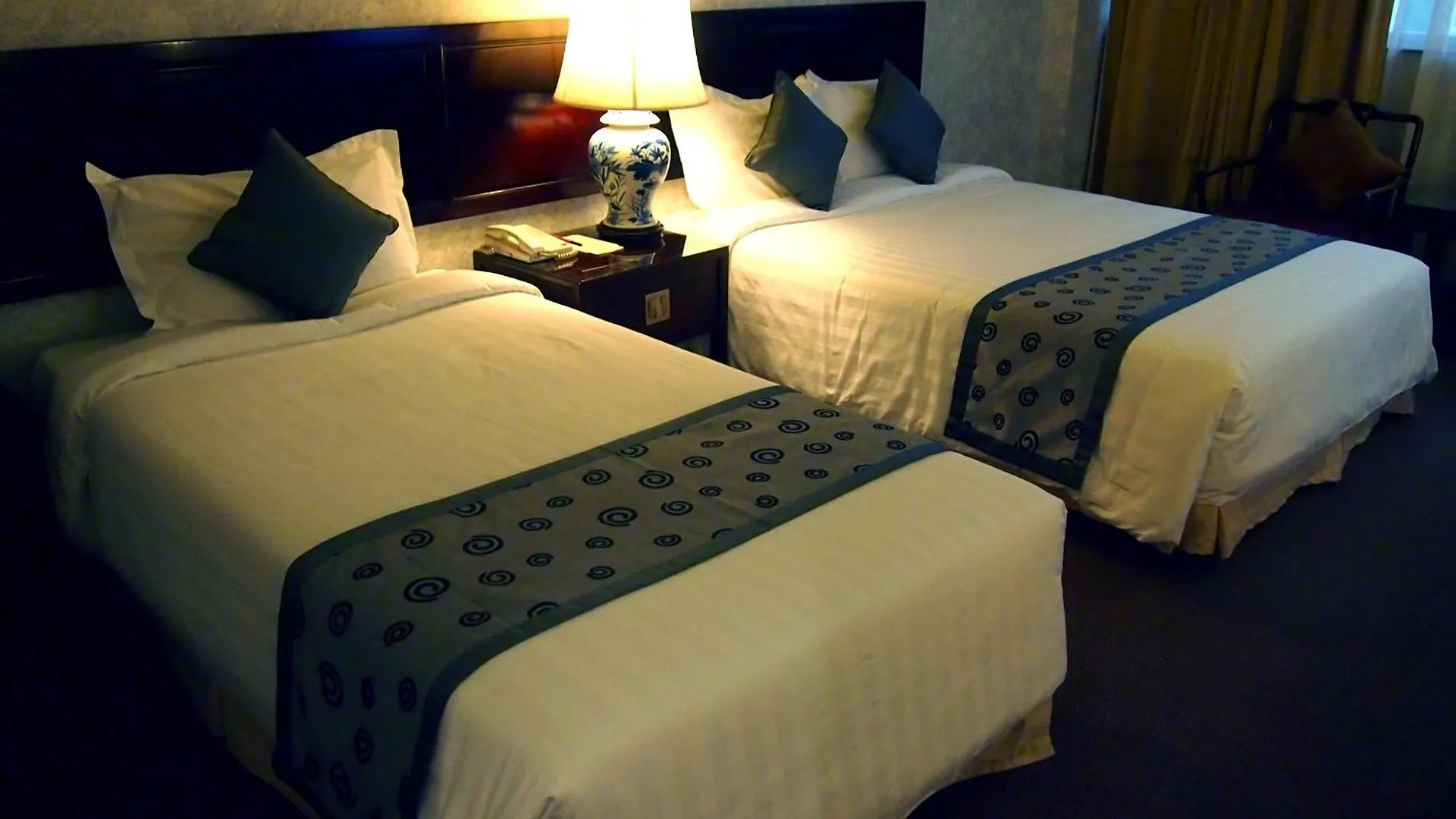 ****  Hotel Royal Singapore Singapore
